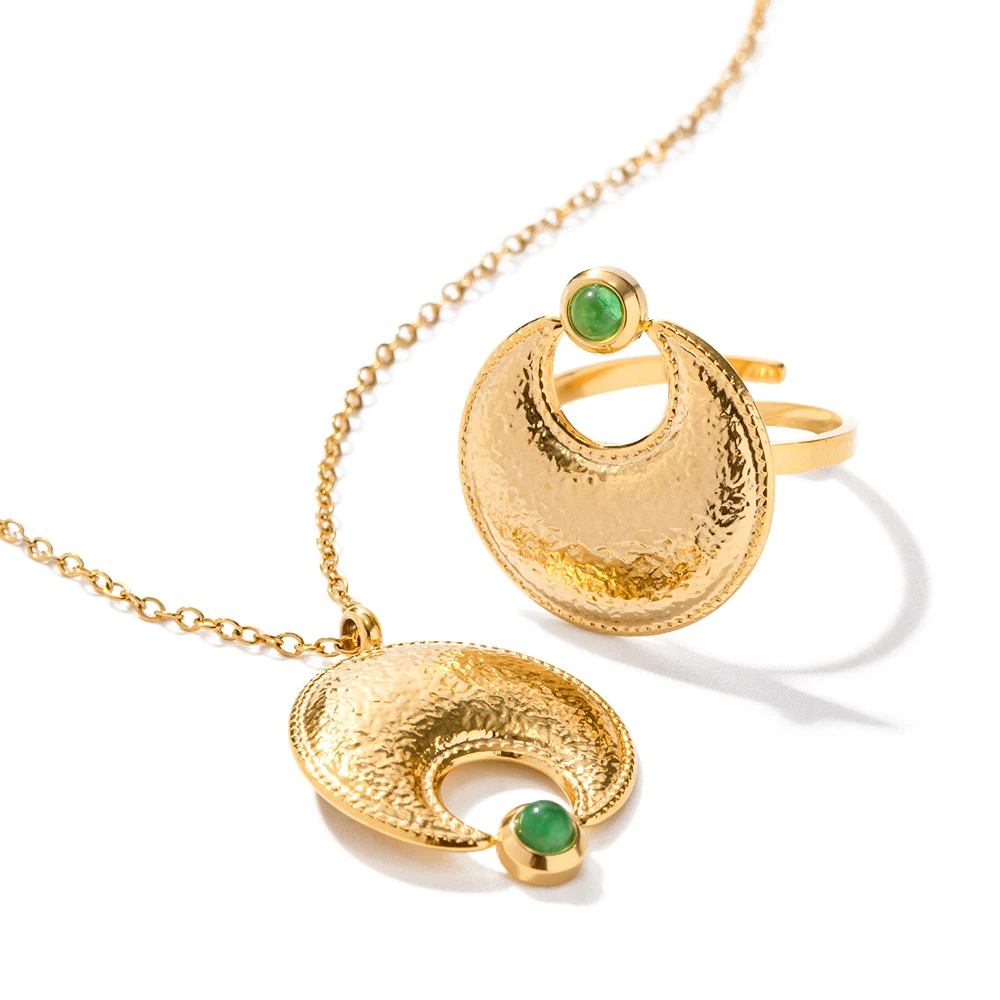 

Fashion Jewelry Half Moon Texture Earring 18K Gold Plated Green Stone Moon Pendant Earring Necklace for Women