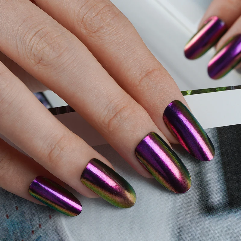 

Huizi 2023 semi-cured mulberry gel nail strips with a metallic chrome finish