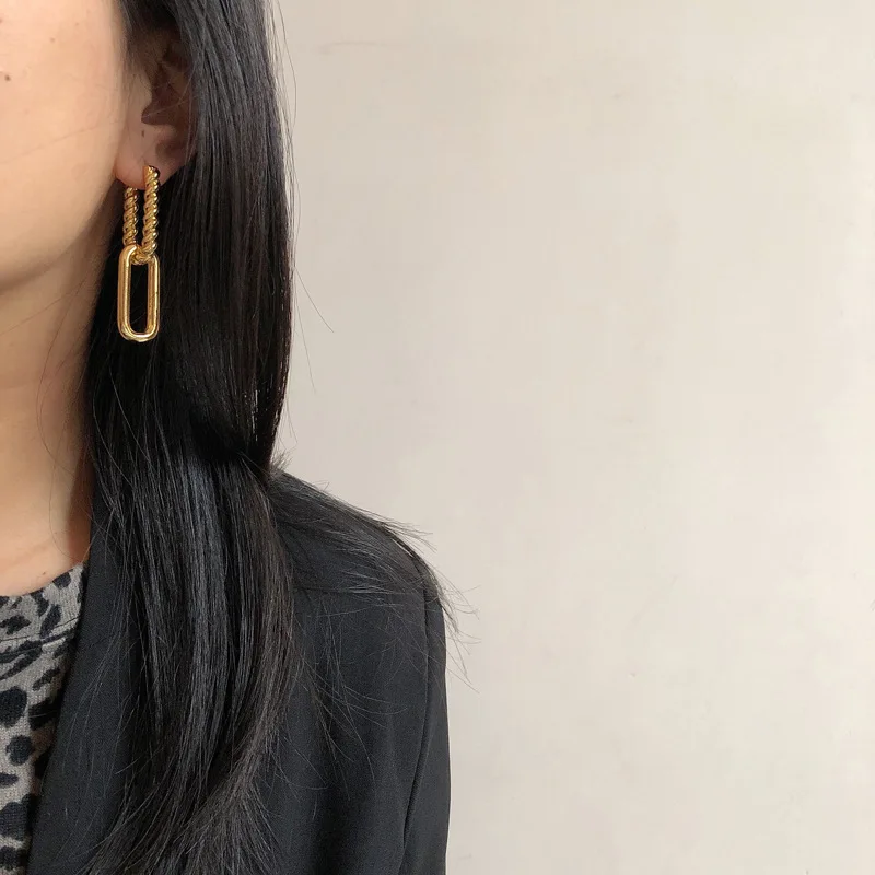 

2021 Ins Real Gold Filled Geometric Twist O Shaped Drop Earrings Chic Double Link Circle Charm Earrings, Picture shows/custom color