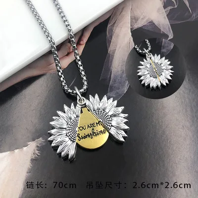 

Ding yi 2021 Creative hip-hop male with female pendant pendant restoring ancient ways alloy stainless steel pendant personality