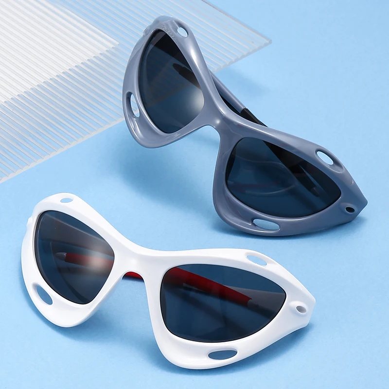 

New Oversized Y2k Punk Sunglasses Women Men Trends Sport Sun Glasses Female Brand Designer Shades Eyeglasses UV400 De Sol Oculos