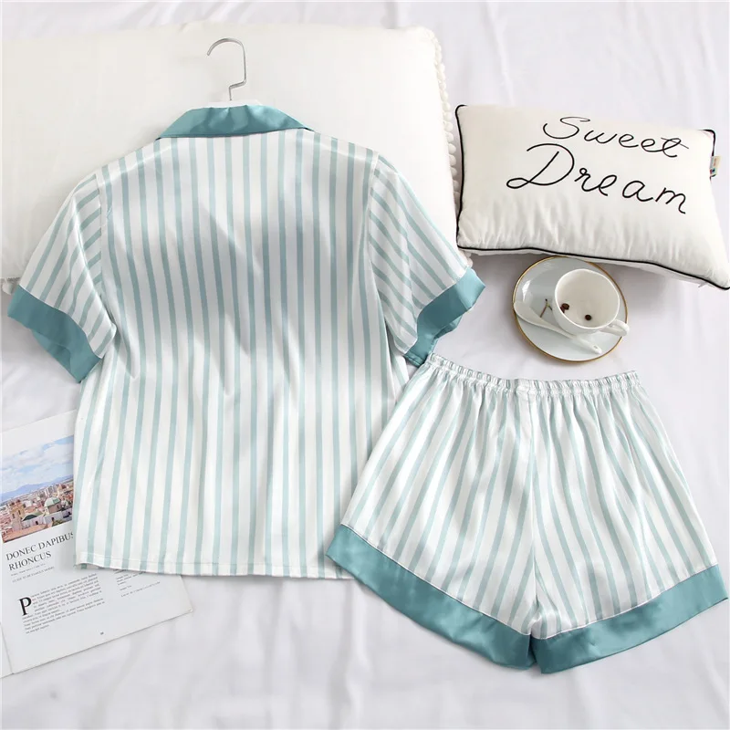 

Pajamas Women's Silk Shorts Short Sleeve Cardigan Lapel Home Service Set Nightdress