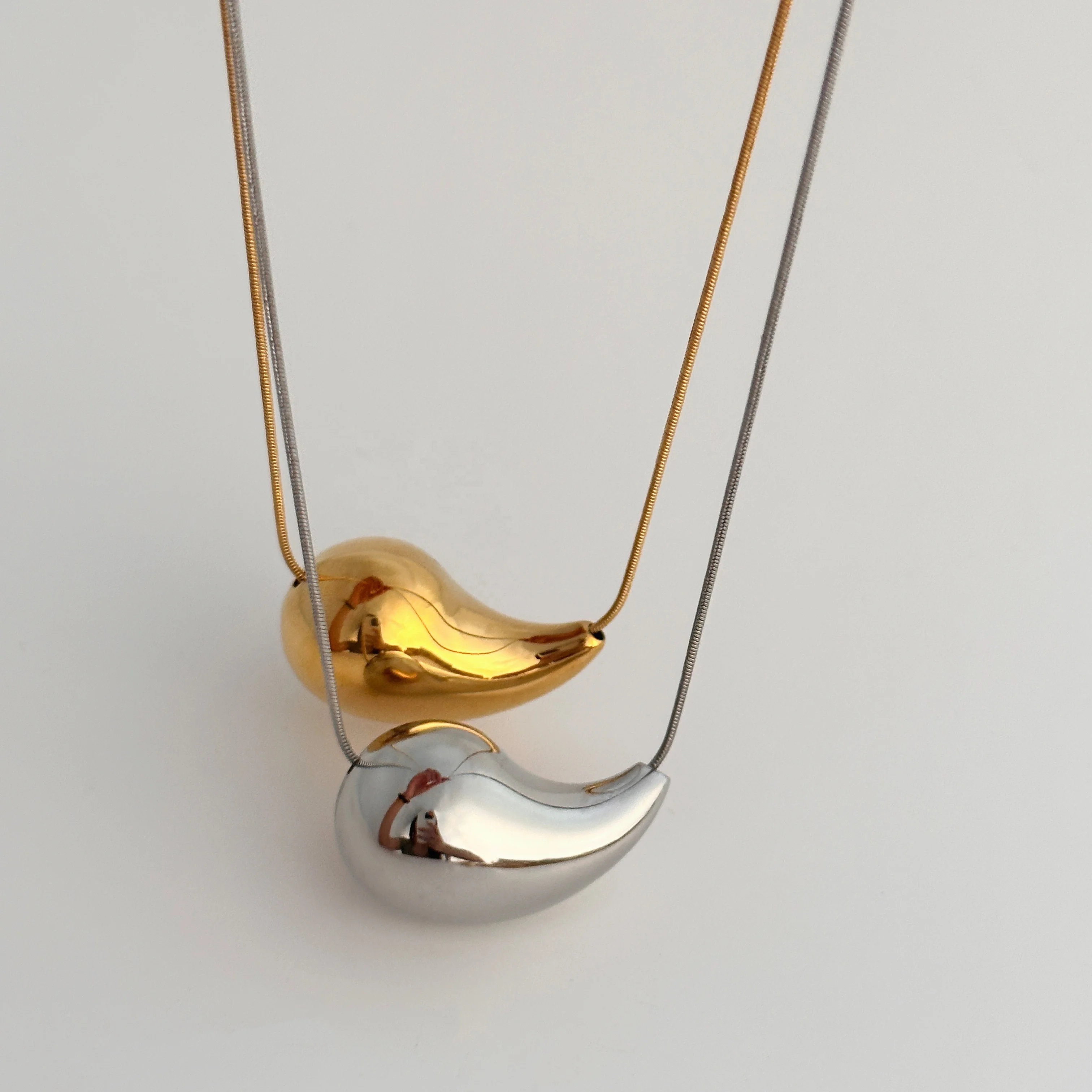 

Dazan Autumn Winter New HOT 18k Pvd Gold Silver Plated Stainless Steel Vintage Slim Tear Necklace Couple Jewelry For Women Men