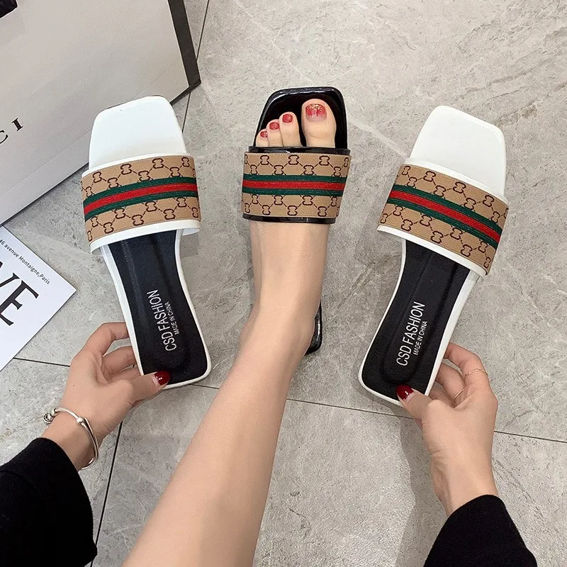 

2021 new arrival fashion women sandal slippers trendy ladies big size beach slide girls outdoors sandals, 2 color