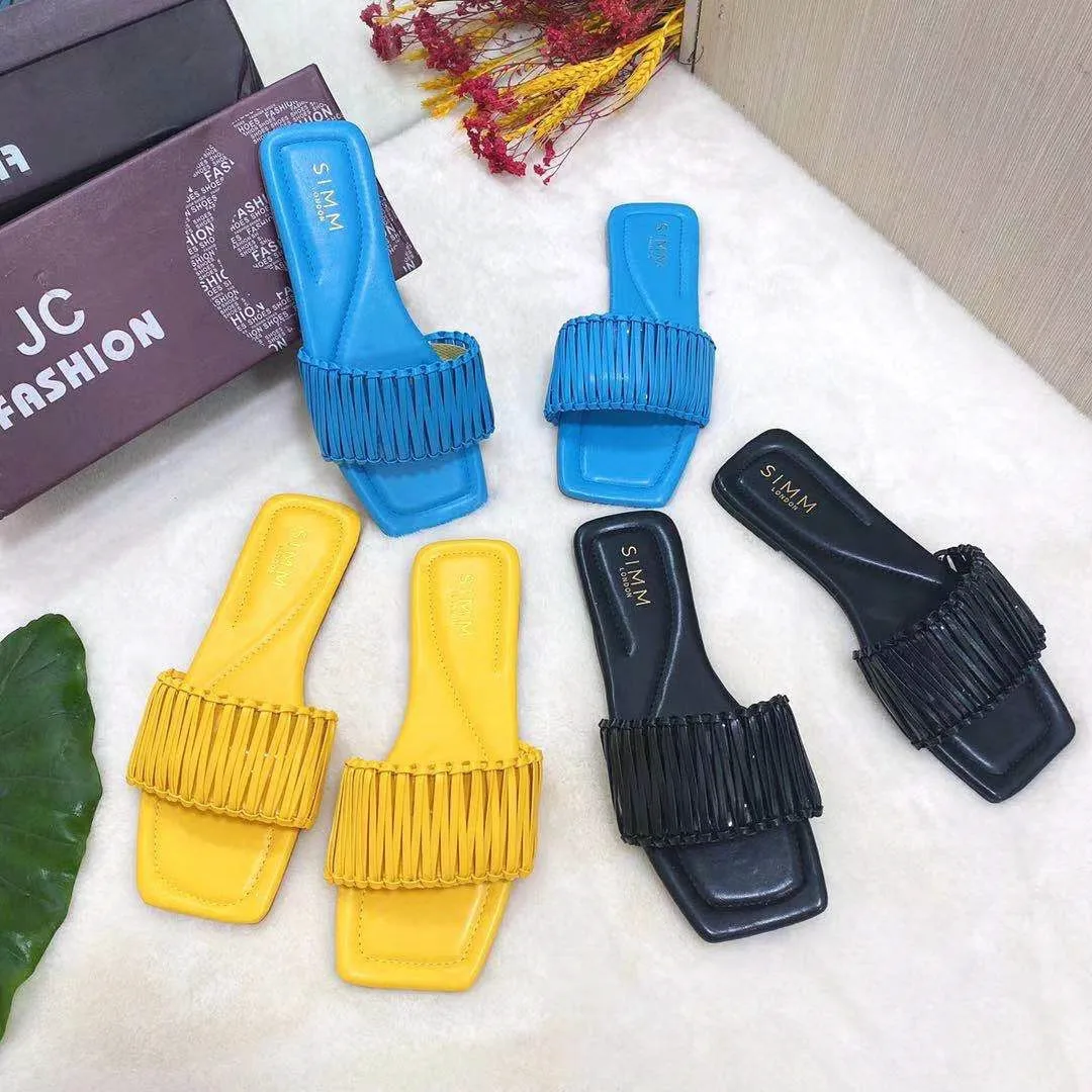 

Summer Fashion flat sandals PU Leather Square Toe sandals for women