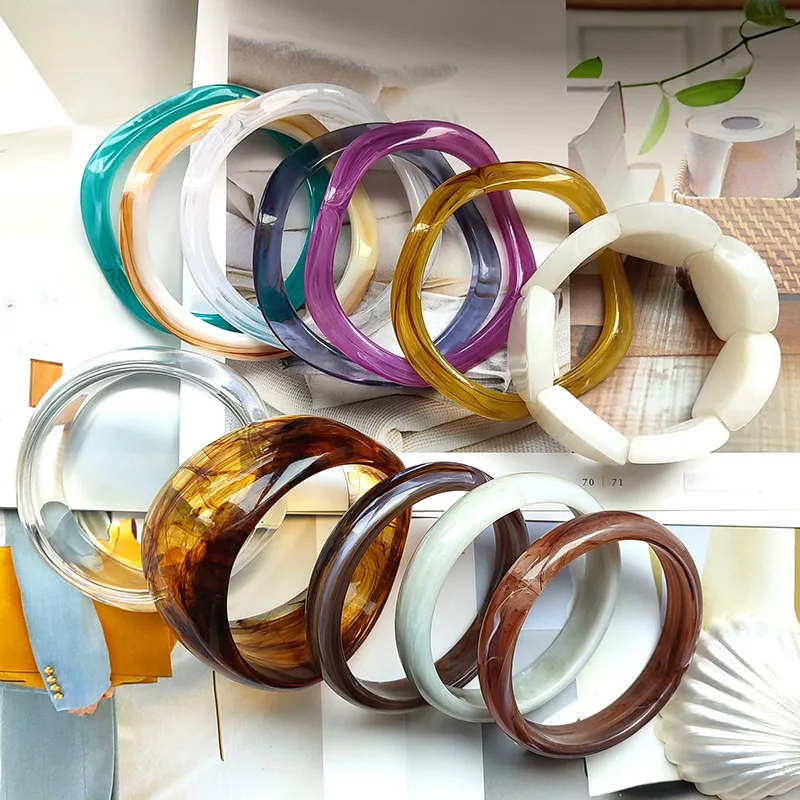 

ROMANTIC Colorful Wavy Resin Cuff Bangles Irregular Geometric Transparent Acrylic Bracelets