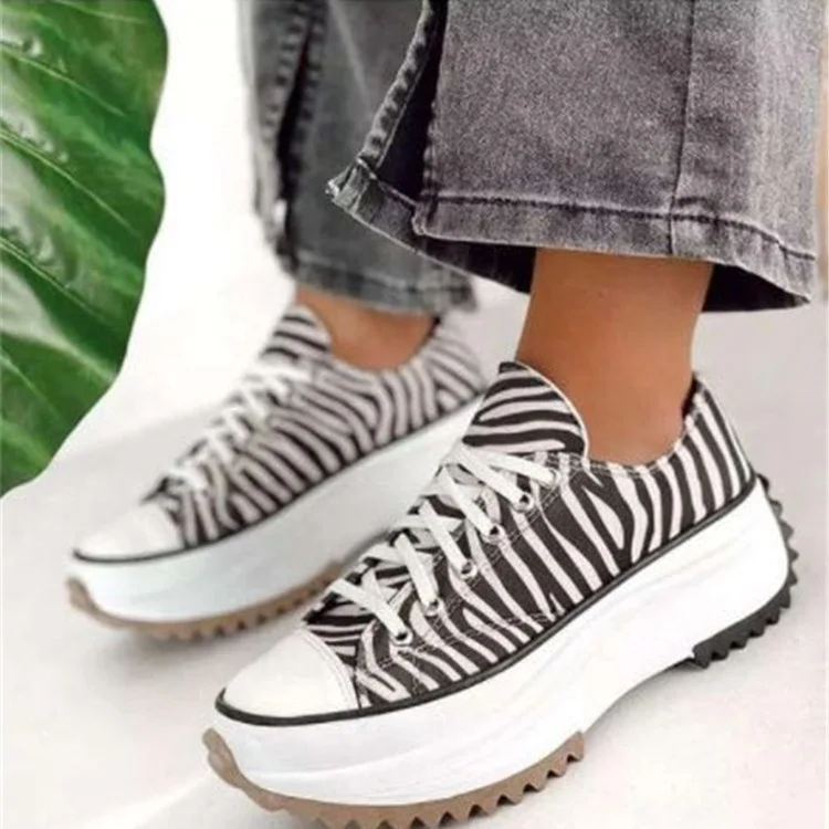 

2022 round toe new women's zebra sneakers thick-soled canvas shoes color multi-style sports shoes