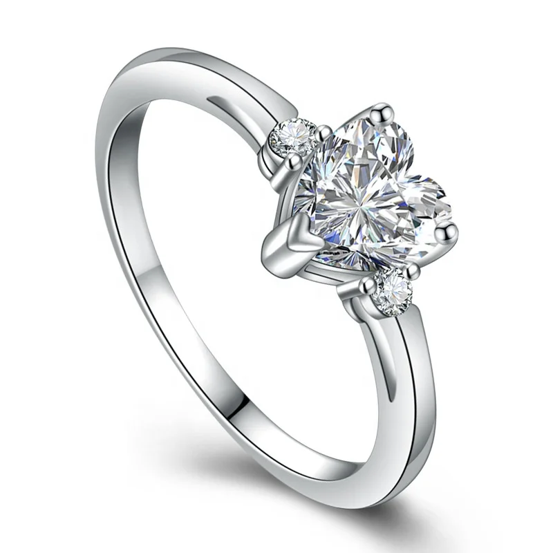 

European and American Moissanite Heart-shaped Diamond White Gold Plated Diamond Ring