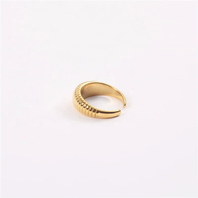 

Gold Color Simple Vintage Check Ring Punk Hip Hop Style Stainless Steel Minimalist Tire Shape Ring Women Jewelry Sister