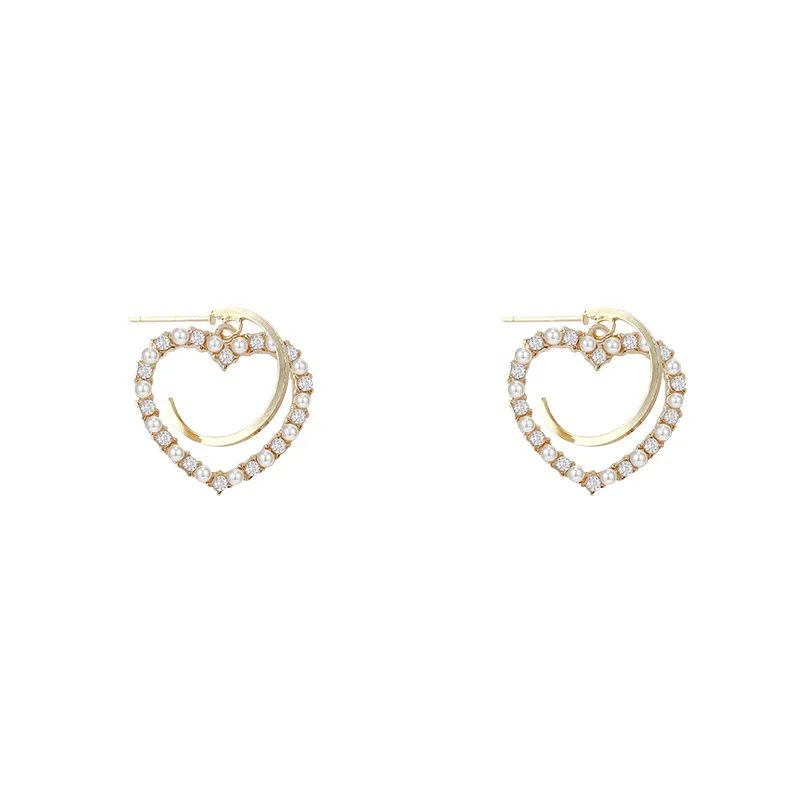 

New Fashion unique design hotselling with 18k gold plated High quality Rhinestones and pearls heart pin earring