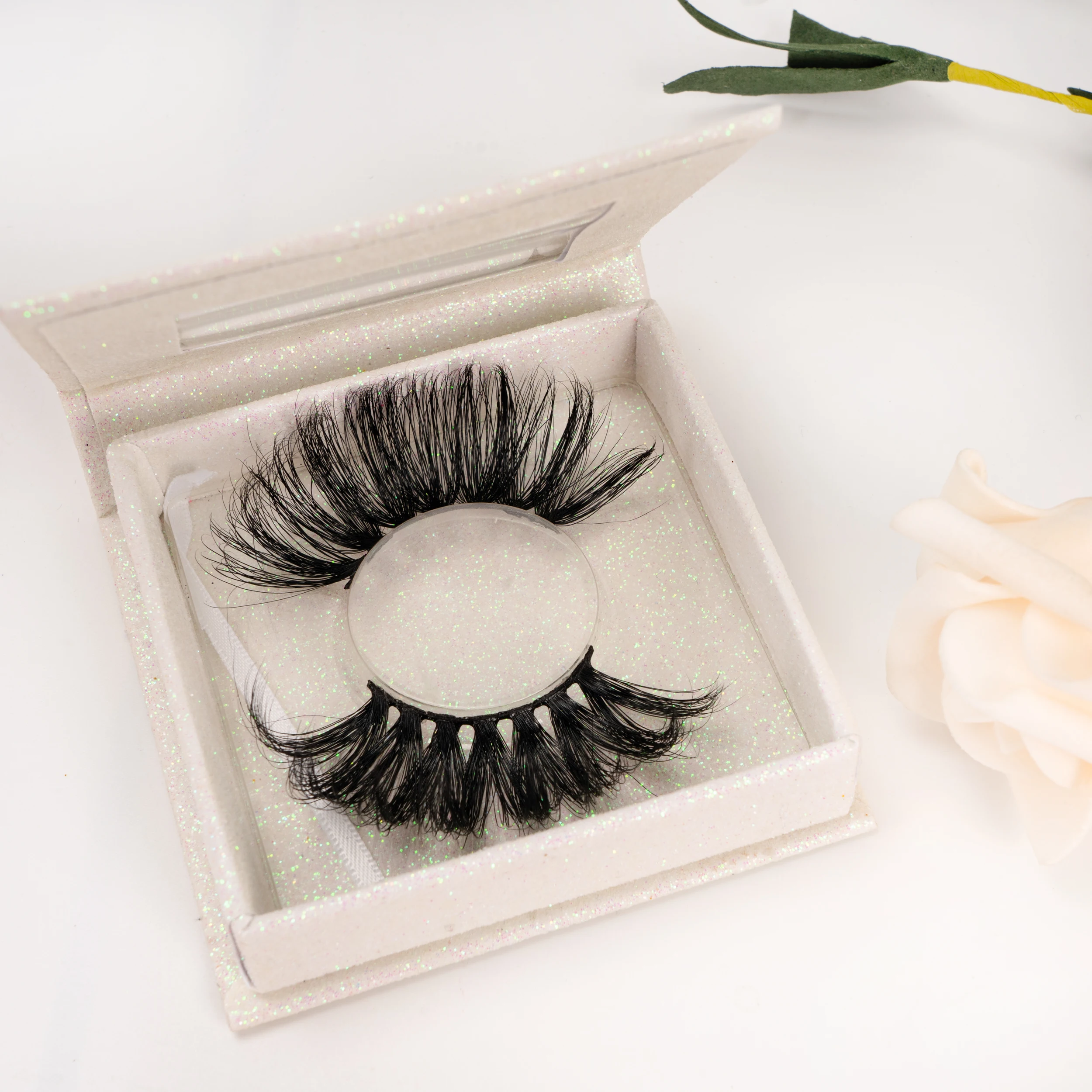 

wholesale 100% cruelty free 3d mink strip lashes custom package Luxury Mink 3D Lashes