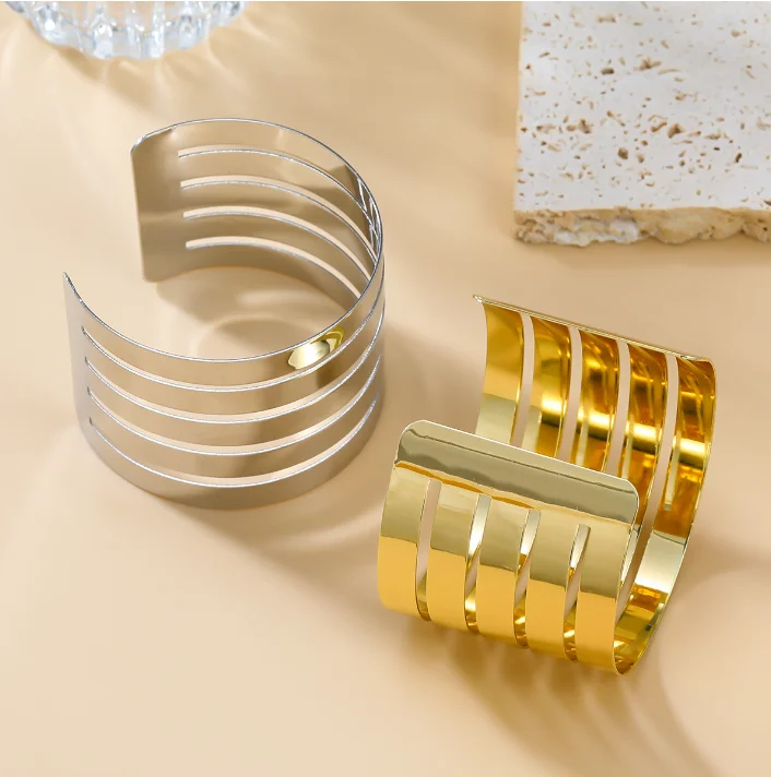 

New Gold plated Multi layer strip metal punk Chunky Bracelet for Women Hollow-Out Statement Cuff Bangle Fashion Jewelry