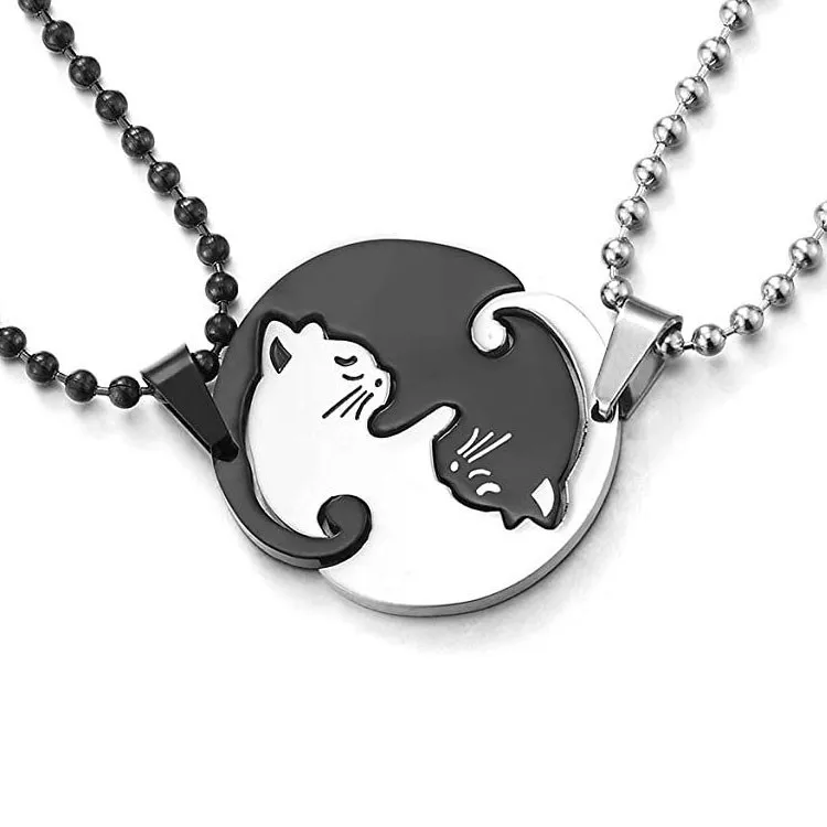 

Cross-border hot style stainless steel necklace love cat hug splicing couple simple cat pendant