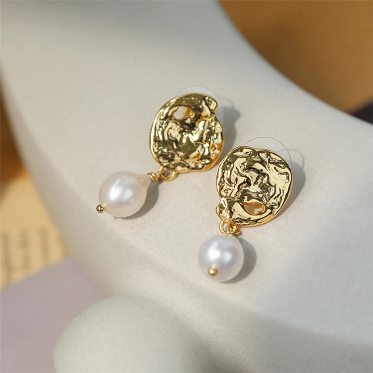 

Retro fashion special-shaped pearl earrings gold-plated lava gold coins pearl earrings for women