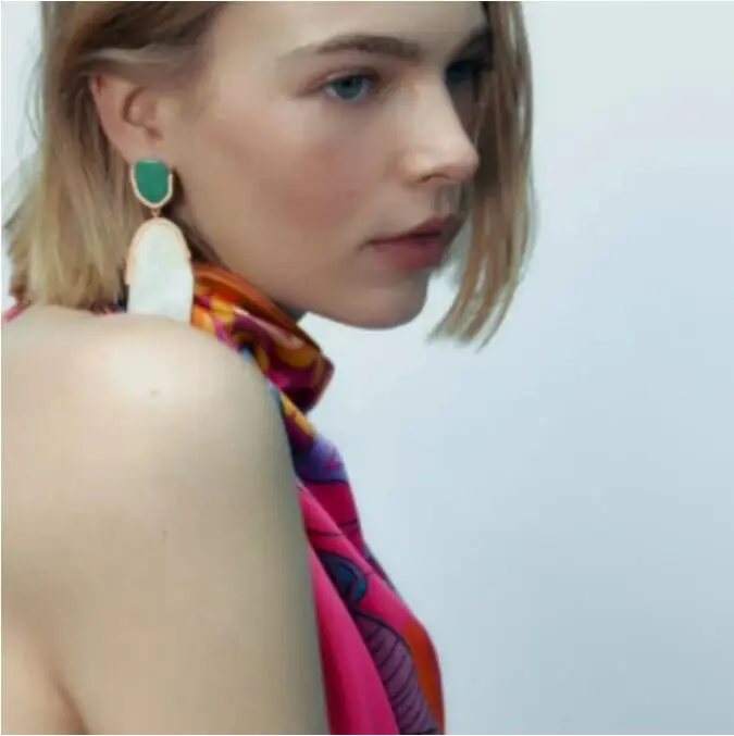 

wholesale Fashion Geometry Transparent Acrylic hoop earring Women's Elegant resin Dangle Earrings display Party Jewelry