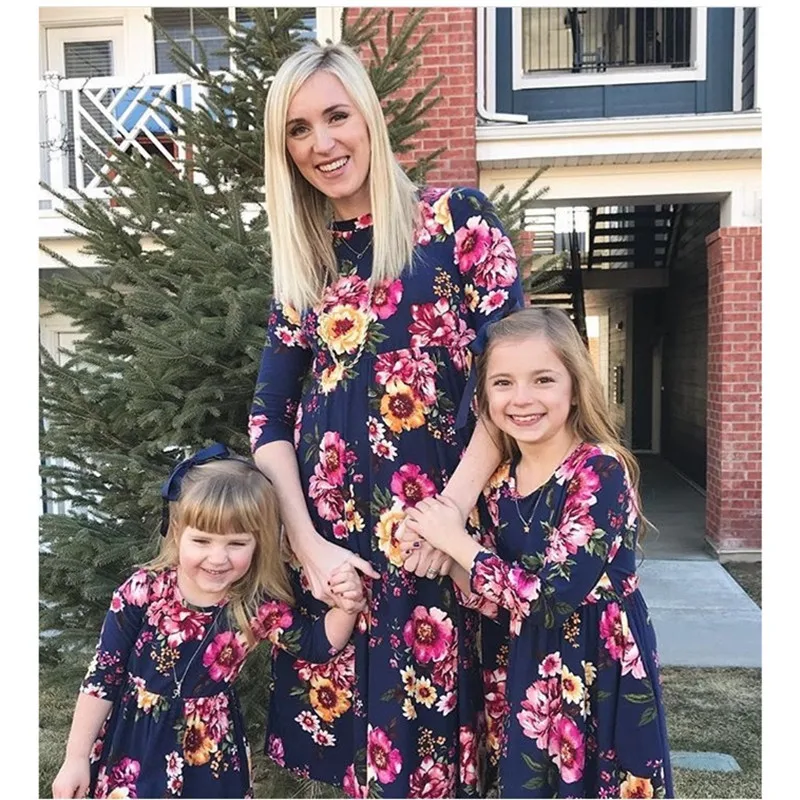 

Stylish Mother Daughter Skirt long sleeve Floral printed Girl Mommy and Me Dress Matching Mother And Daughter Outfits Dresses, Picture shows