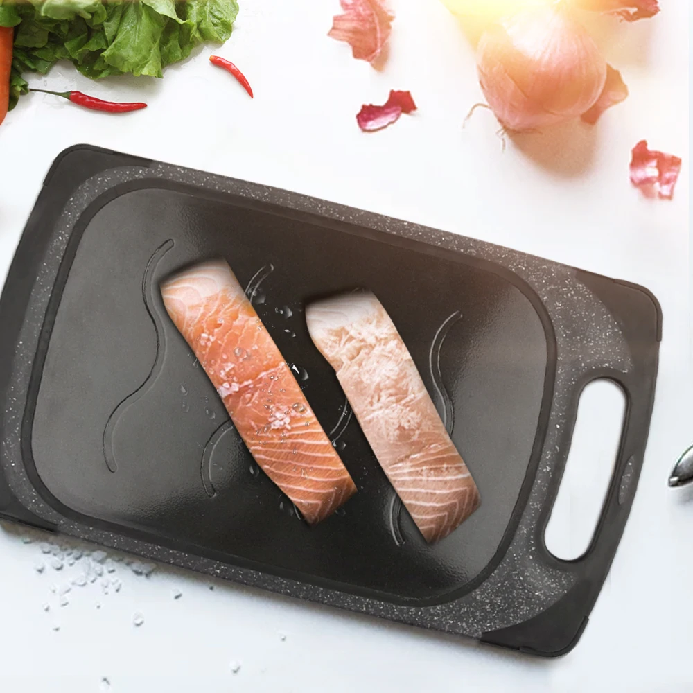 2019 New Products 2 in 1 Thaw Frozen Food Defrost Meat Chicken Fast No Electricity Defrosting Tray with Cutting Board