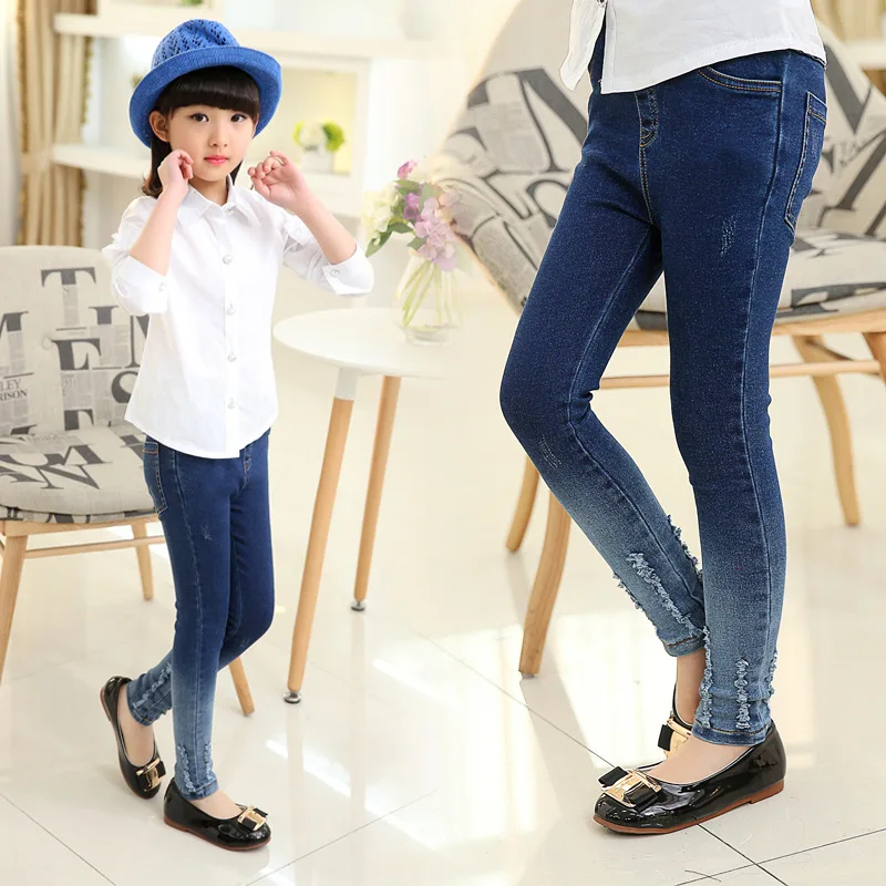 Модные детские джинсы