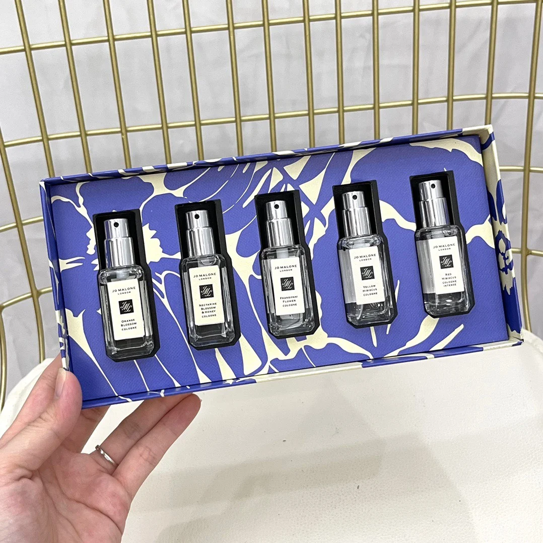 

9ml*5 Gift Set perfume With Cosmetics Bag And Gift box, Transparent