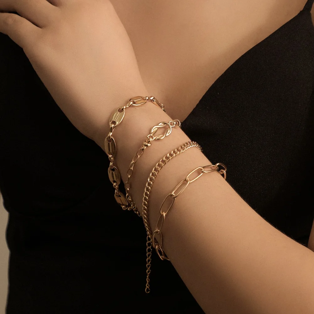 

Luxury 18K Gold Plating Paperclip Chain Bracelet Set Pig Nose Shape Link Chain Bracelet Set For Unisex