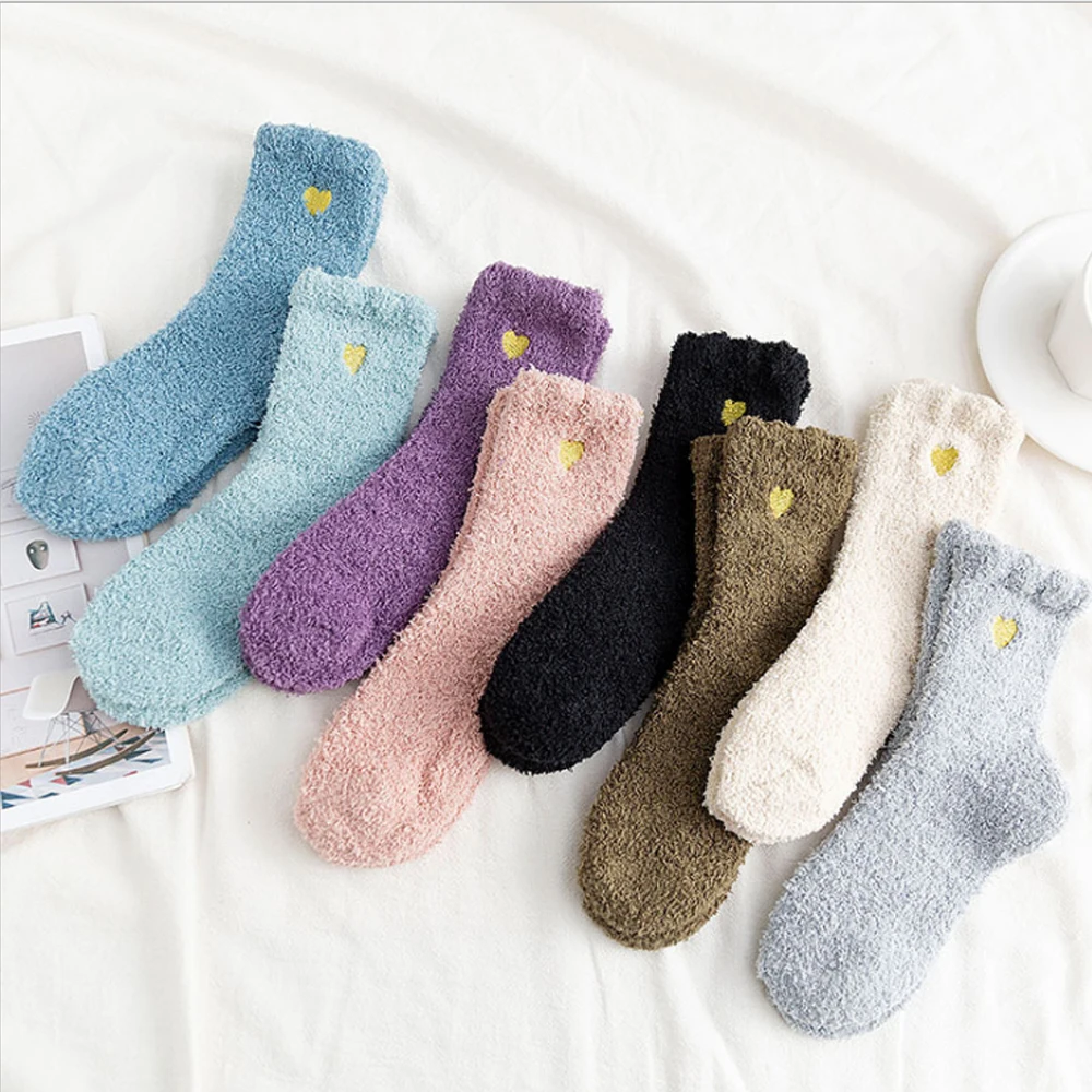 

Wholesale Women Embroidery Heart Winter Warm Thick Fuzzy Fluffy Funny Socks