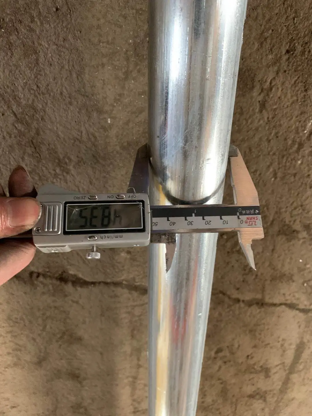 Powder Coated Q235 Steel 2mm4mm Thickness Construction Telescopic