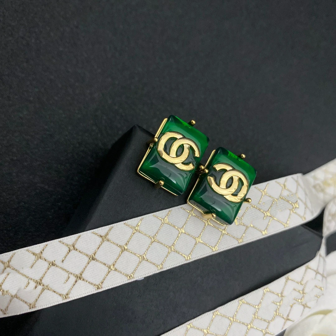 

Channel earrings new designer imitates women's gold-plated hollow diamond earrings CC earrings cross jewelry, Gold color