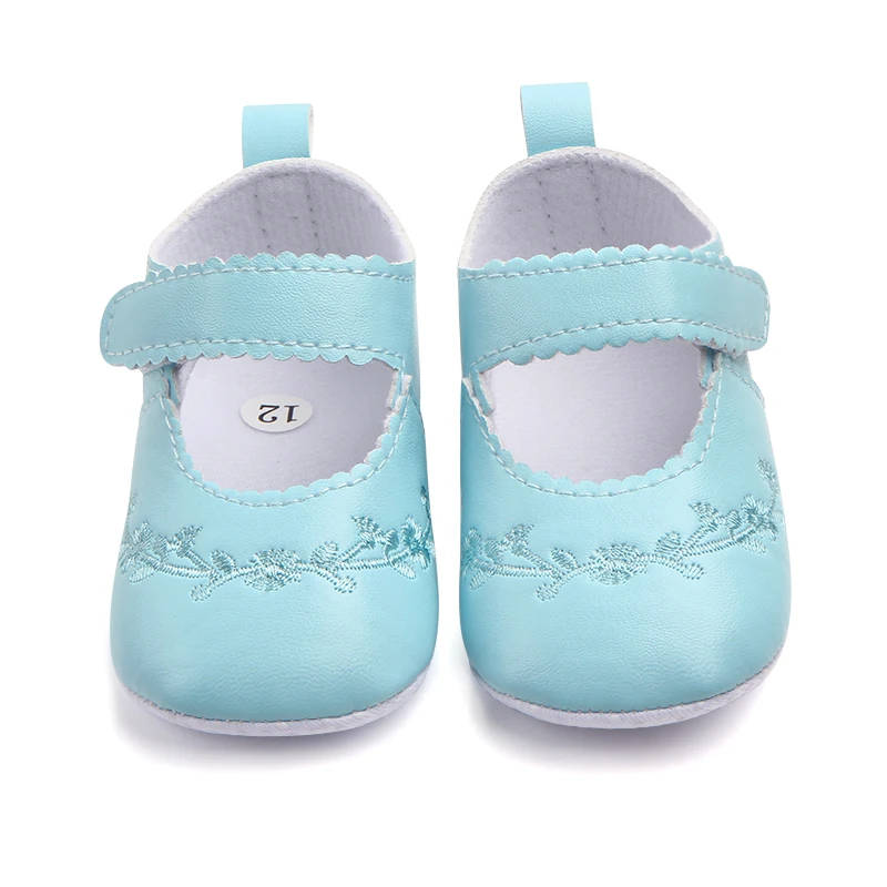 

Hot Beautiful Embroidery Eight Colors Solid Crib Baby Girls Prewalker Shoes