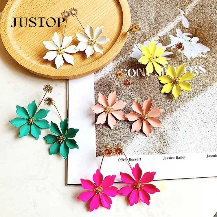 

Amazon Hot Selling Fashion Earings For Women 2022 New Design Colorful Hawaiian Flower Earrings Wholesale Oversized Earrings