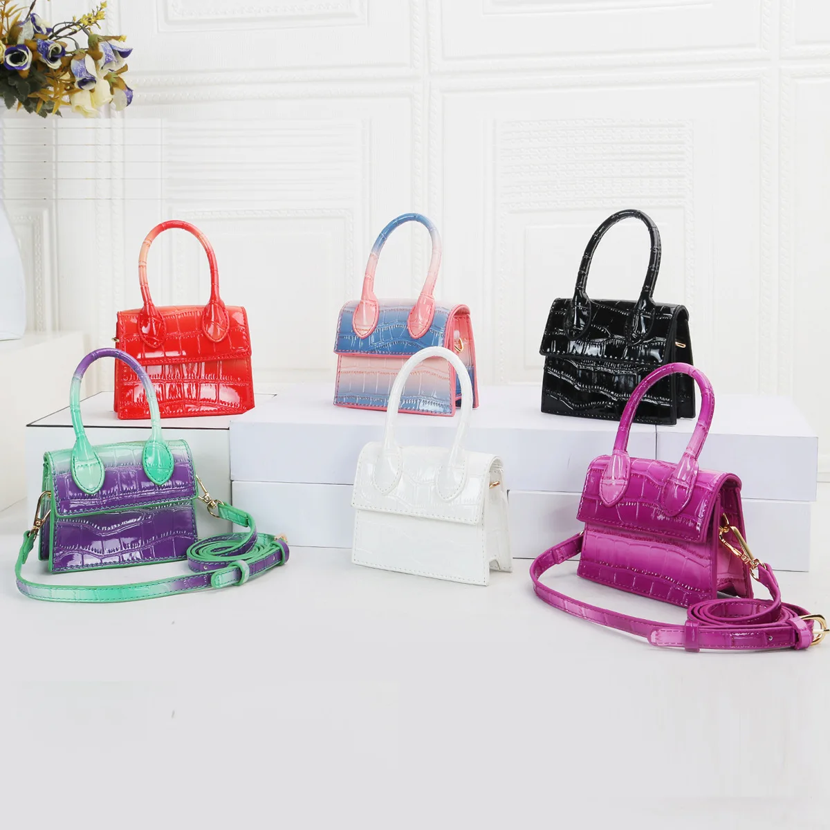 

Women Luxury Mini Hand Bags Fashion Patent Leather Handbags Ladies Small Shoulder Crossbody Purses And Handbags For Women Bags, Picture color