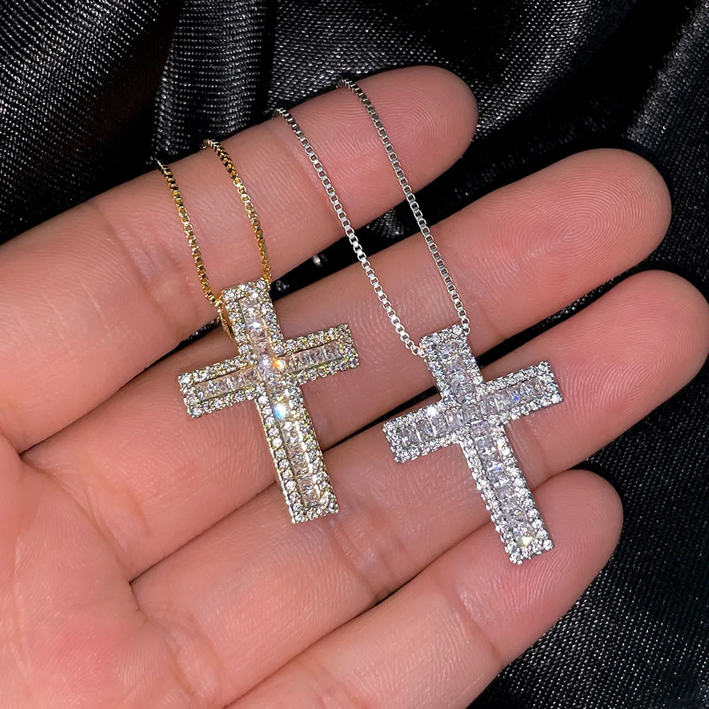 

Foxi Wholesale Fashion Diamond Gold Silver Jewelry Iced Out Cross Necklace for Women