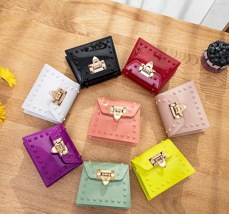 

2021 New PU material rivet chain lock single shoulder bag wholesale girls shopping wallet and phone handbags, Multi colors