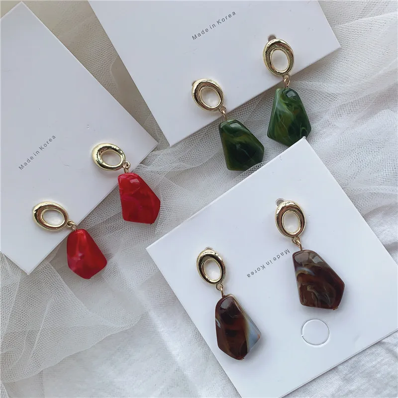 

OUYE Colorful Cute Pop Acrylic Resin Earrings Simple Earrings Korean Long Acetate Earrings Women's Trend Jewelry, Golden/silver