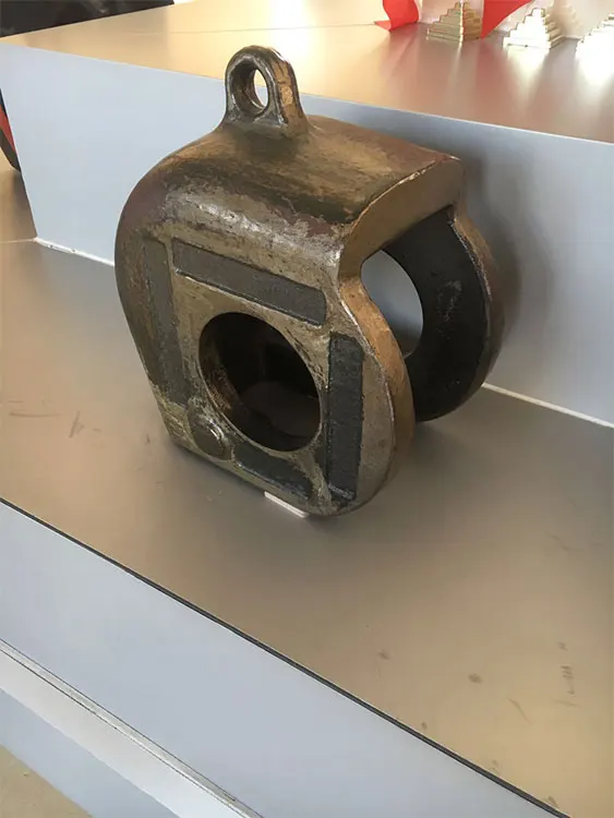 
High Manganese Low Carbon Alloyed Steel Hammer Head crushing equipment accessories 