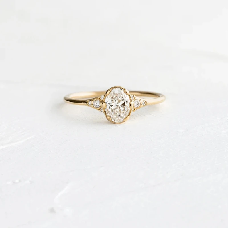 

S925 Sterling Silver European and American Fashion Mini Geometric Oval Diamond Engagement Ring