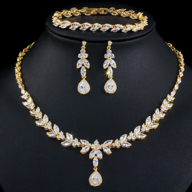Latest Dubai 18k Gold Plated Brilliant Cubic Zircon Leaf Necklace Earring Bracelet Wedding Bridal Jewelry Sets Dress Accessories