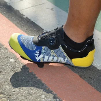 lightweight cycling shoes