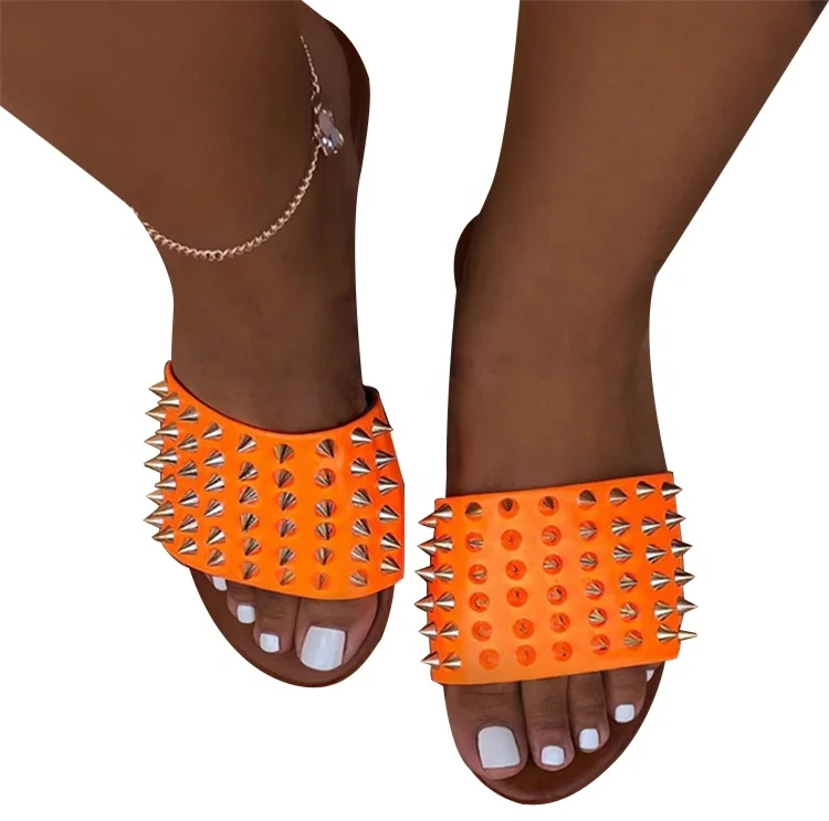 

Wholesale 2020 fashion woman pvc black slippers new arrivals glitter shoes