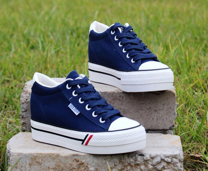 

Wholesale Good Quality Women Blank Flat Casual Rubber Canvas Shoes, Picture