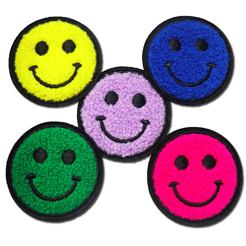 

Towel embroidery embroidery logo smiling face expression cloth paste clothing accessories patch cartoon embroidery Decal