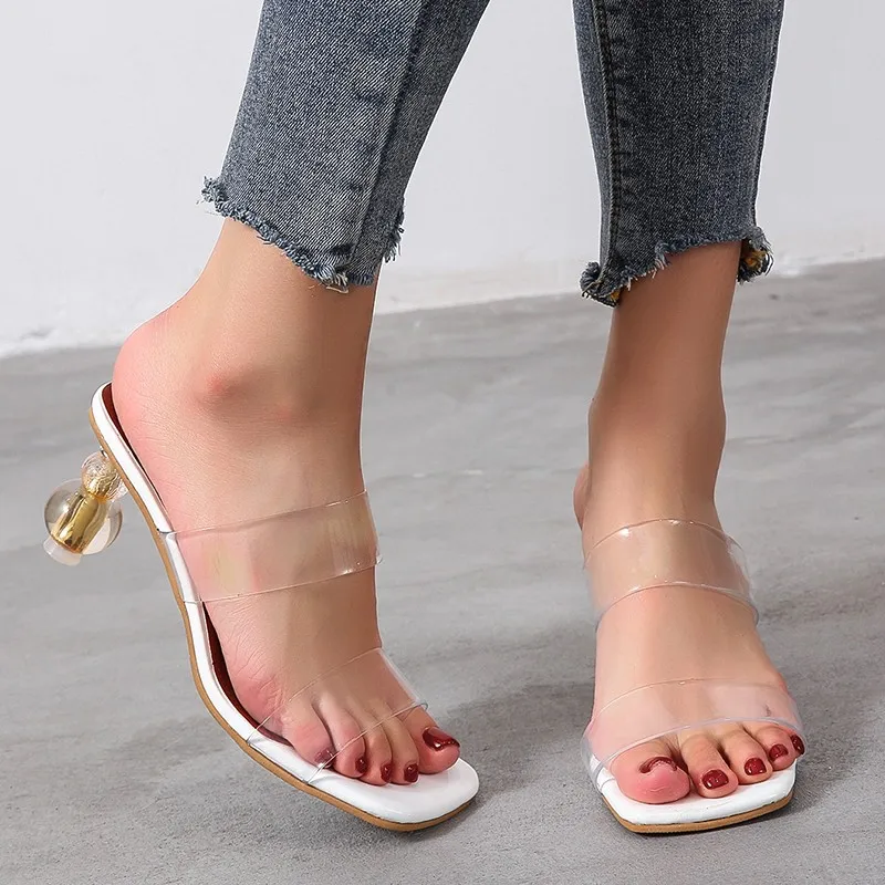 

2021 summer new large Euro American style sexy transparent one line high heel crystal sandals women's outdoor slippers