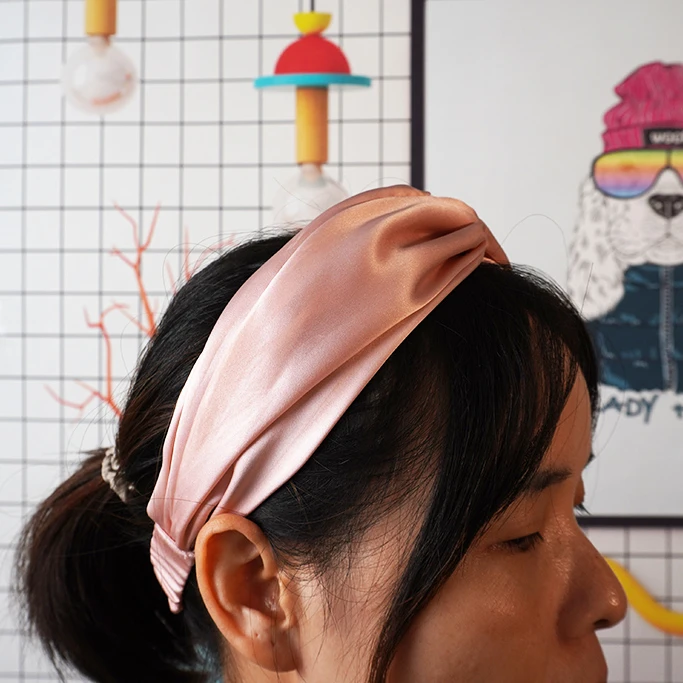 

Jili Silk Head Wrap Vintage Elastic Turban Headbands Stretchy Moisture Hairband Twisted Knot Hair Accessories, Pink, navy blue, green, champagne, purple
