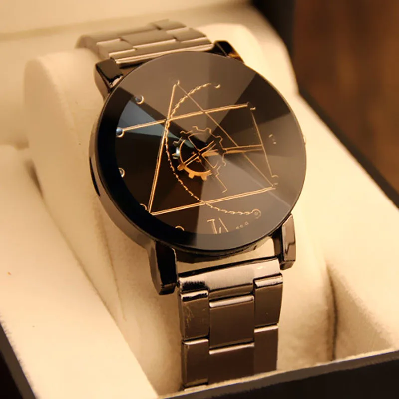 

Retro Gearwheel Compass Pointer Fashion Couples Watch Quartz Analog Wrist Watch For Men And Women