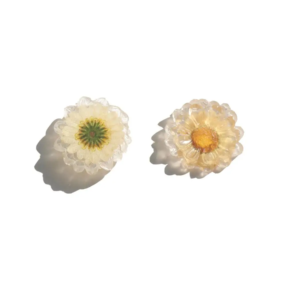 

New Transparent Chrysanthemum Resin Brooch Diy Women Charms Earrings Jewelry Accessories, Clear