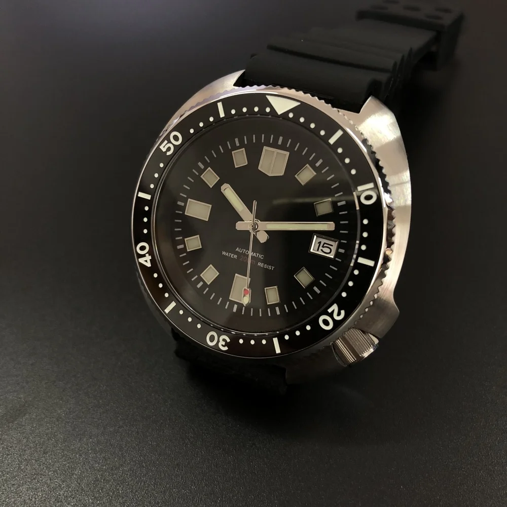 

Rts stock free shipment high quality sapphire 20atm tuna abalone japan nh35 movement stainless steel dive diver watch for sale
