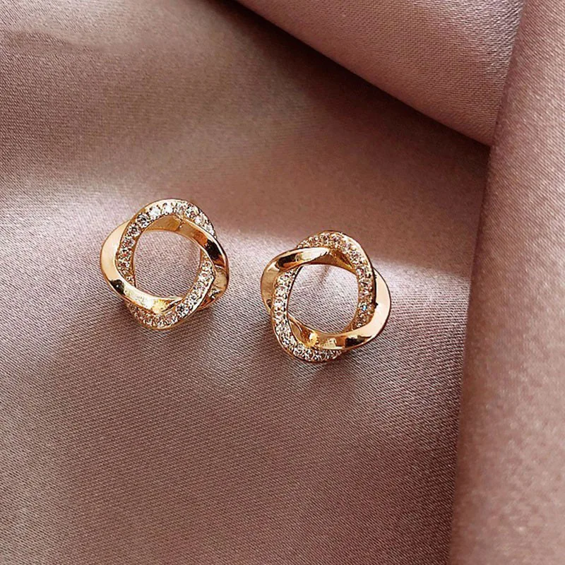 

2021 trendy jewelry crystal bling earring studs fancy earrings for women