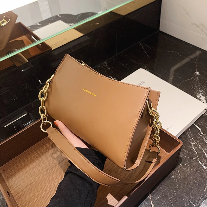 

XP1469 2020 new retro custom underarm small square bag