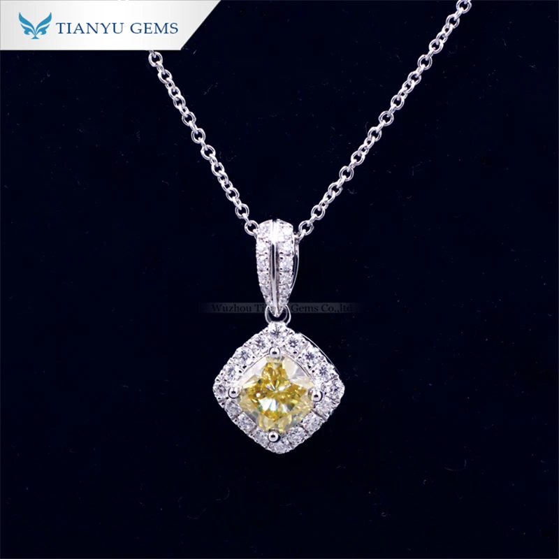 

Tianyu Gems Gold Jewelry Pendant Crushed Ice Cut 14K White Gold Yellow Moissanite Necklace jewlery