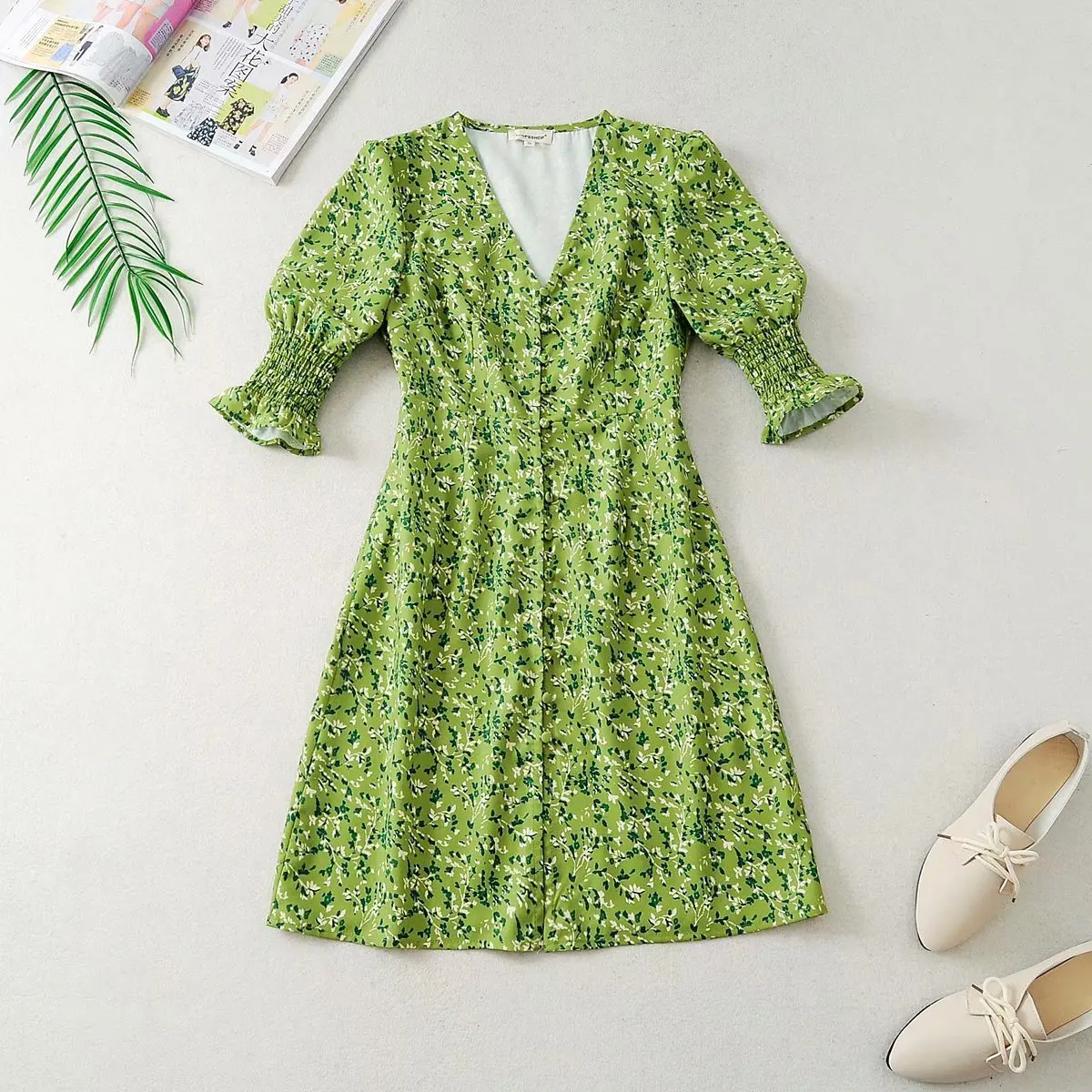 

2020 new arrivals summer collection deep V neck bubble short sleeves women floral printed casual dresses