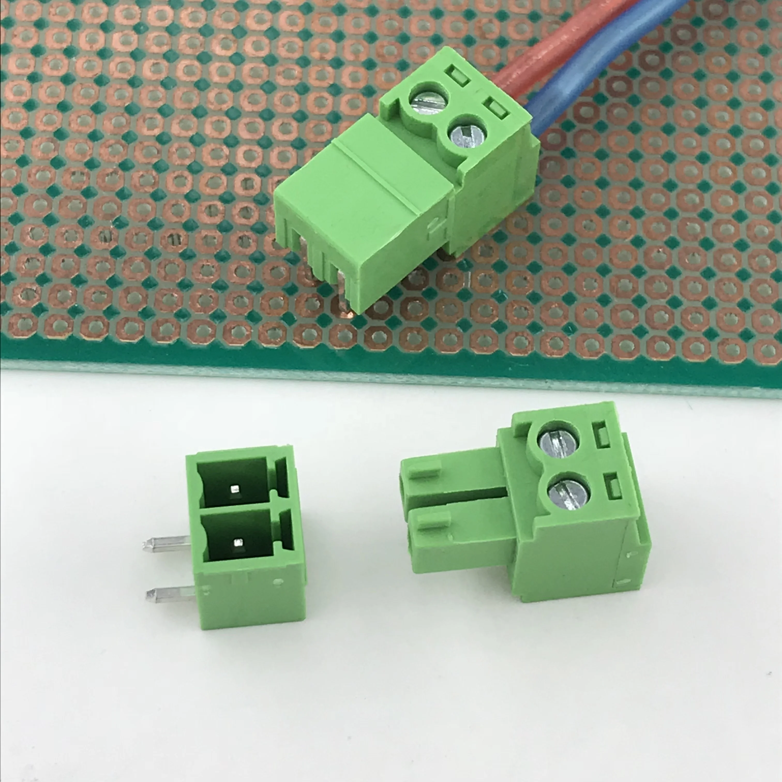 
3.5mm Pitch PCB mount 2 way pin contact terminal block male and female pluggable XK15EDGKR 3.5 2P 90 degree pin 16 28 AWG 